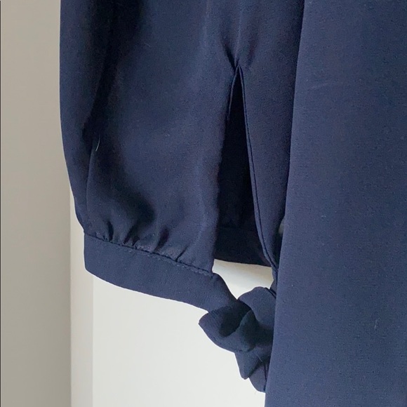 Blouse - Picture 2 of 4